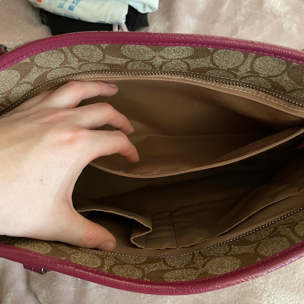 Coach purse - Picture 6 of 8